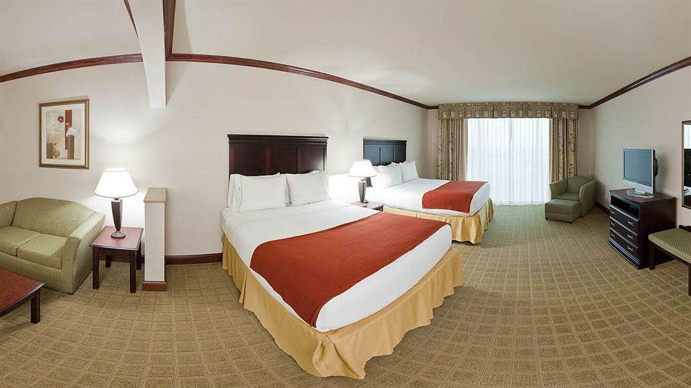 Holiday Inn Express Hotel & Suites Sherman Highway 75 By Ihg Buitenkant foto